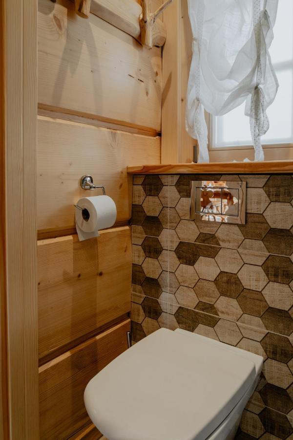 Biolo I Corno Izba Mountain Chalets 코스실리스코 외부 사진