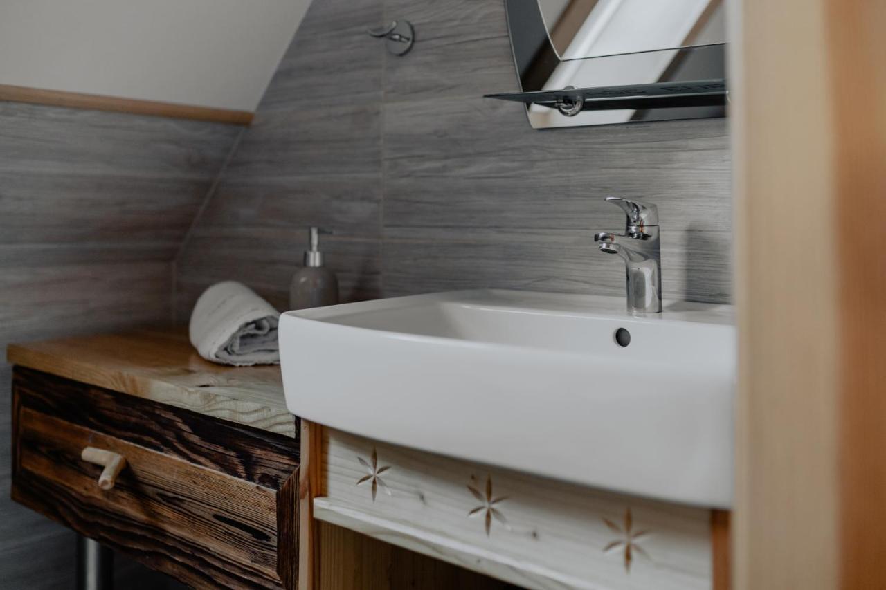 Biolo I Corno Izba Mountain Chalets 코스실리스코 외부 사진